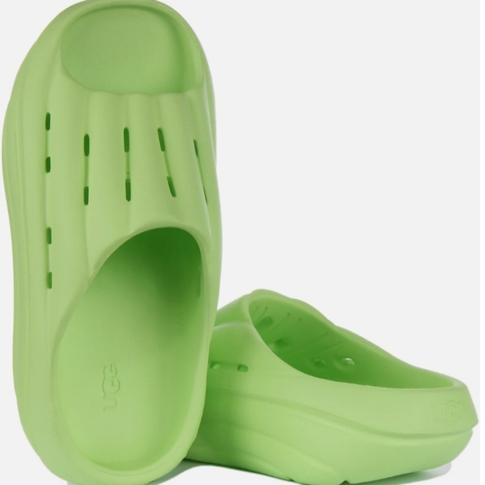 UGG Australia W Foamo Slip On Lime Green Size 8 - Picture 1 of 16